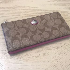 Coach wallet